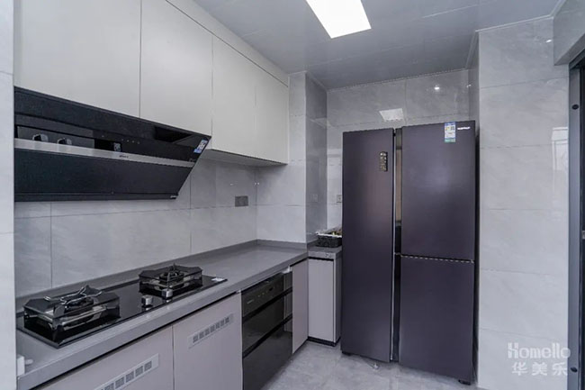 154㎡現(xiàn)代簡約，軟硬裝合理搭配塑造高級感，顏值與實(shí)用度并重